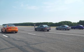 Битва поколений: BMW M3 разных годов сразились в гонке. ВИДЕО