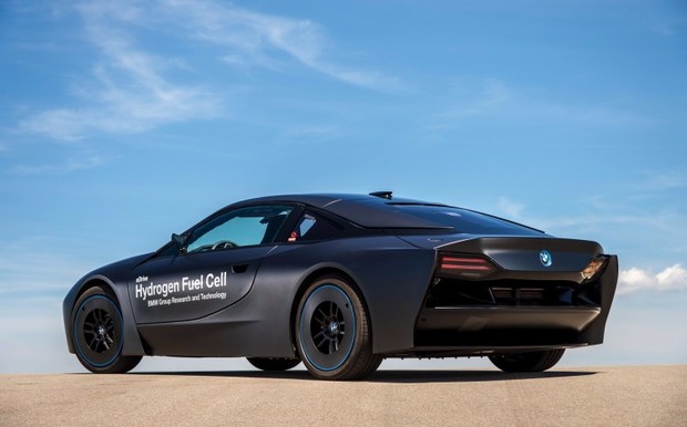 BMW развернет серийное производство водородных автомобилей 