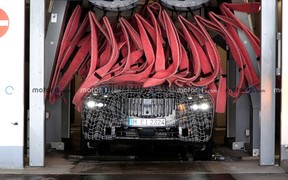 BMW вернется к разделенной оптике?