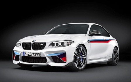 BMW выпустила для M2 пакет опций BMW M Performance