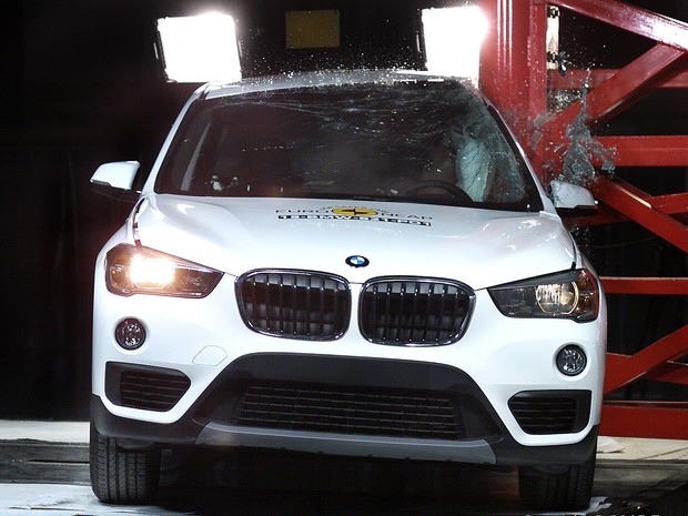 BMW X1 сдал краш-тест на «отлично»