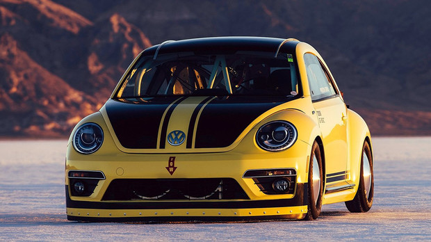 Быстрый Жук: Volkswagen Beetle разогнался до 328 км/час