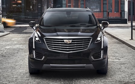 Cadillac опубликовал первые изображения кроссовера XT5