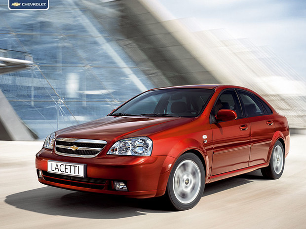 Chevrolet Lacetti против Kia Cerato: второе дыхание