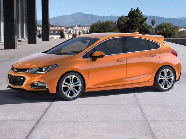 Chevrolet показал новый хэтчбек Cruze