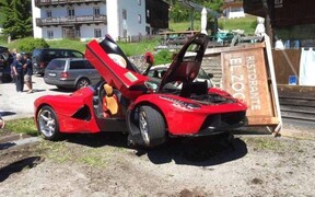 Чтоб ты был здоров! Два суперкара Ferrari LaFerrari попали в аварию из-за чиха
