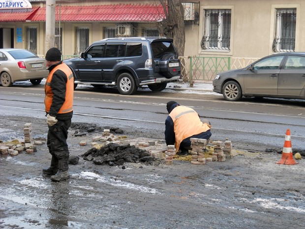 Чтобы отремонтировать разрушенные луганские дороги нужно 4 млрд. грн.