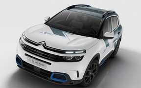 Citroen C5 Aircross станет подзяряжаемым гибридом