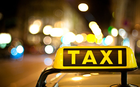 Депутаты хотят легализовать все такси и пугают штрафами до 17000 грн.