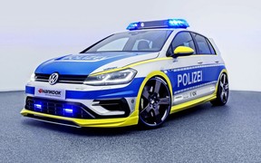 До «сотни» за 3,6 с: VW Golf R Oettinger для немецкой полиции