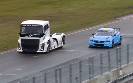 Дуэль звезд Volvo: Железный Рыцарь сразился с S60 Polestar