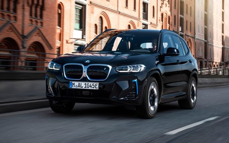 Электрический BMW iX3 обновился и получил цену в гривнах