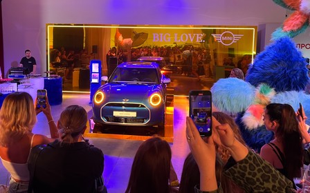 Електричний хетчбек MINI Cooper прибув до України. Яка ціна?