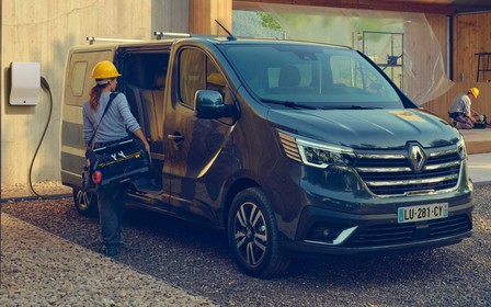 Електричний Renault Trafic зможе проїхати до 240 кілометрів