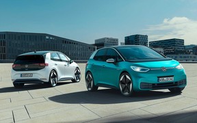 Электрокар за $33 тыс. Volkswagen представил свой первый массовый электромобиль