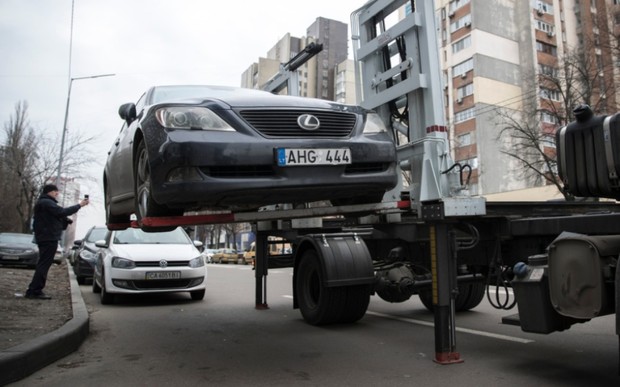 Эвакуировали? Вернуть авто можно будет быстрее