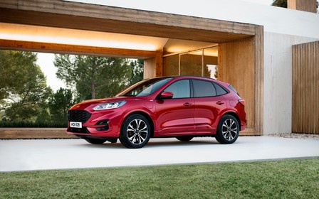 Ford Kuga в новій комплектації «Бізнес» за ціною 1 085 000 грн в Автотрейдінг-Схід