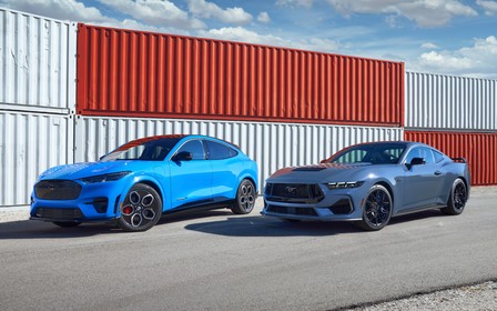 Ford Mustang Mach-E виявився популярнішим за бензинове купе. Але це не кінець!