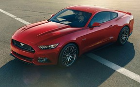 Ford Mustang стал самым продаваемым спорткаром в мире