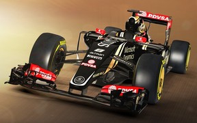 Формула-1: Новый болид Lotus E23 дебютировал