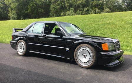 «Франкенштейн-Бенц». В США скрестили кузов Mercedes 190E с начинкой W204 C63 AMG