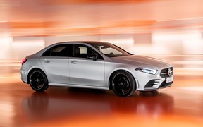 Генерация «A»: Mercedes-Benz представил компактный седан нового поколения