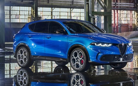 Гібридний Alfa Romeo Tonale не вразить прихильників бренду динамікою