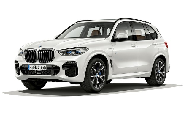 Гибридный BMW X5 получил турбированный V6 и 394 л.с.