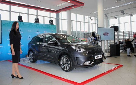 Гибридный кроссовер KIA Niro добрался до Украины