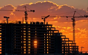 Держава викупить недобудови для вимушених переселенців