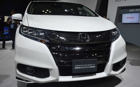 Honda показала гибридный минивэн Odyssey