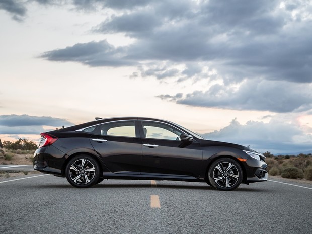 Honda приостанавливает продажи нового Civic в США
