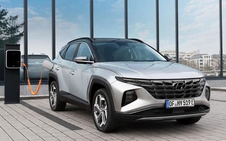 Hyundai представил топовую версию Tucson. И это гибрид!