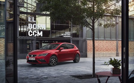 Изменить, ничего не меняя: SEAT показал обновленный Leon