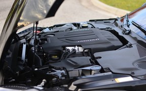 Jaguar Land Rover может перейти на двигатели BMW