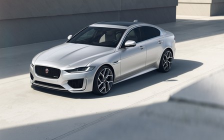 Jaguar XE і XF: Ексклюзивні версії R-Dynamic Black