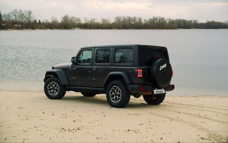 Jeep Wrangler в Україні: одна версія та щонайменше 3,4 мільйона гривень