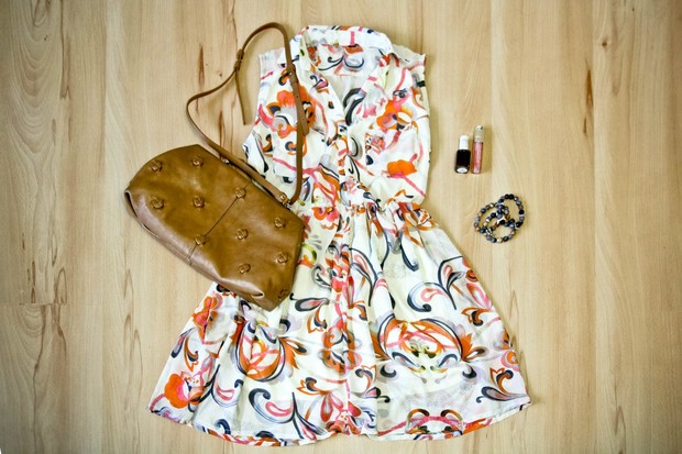 Как блузы, брюки и платья фотографировать на продажу