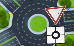 Как в Европе: Правила проезда круговых перекрестков в Украине изменены