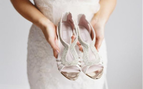 Как выбрать туфли под свадебное платье?