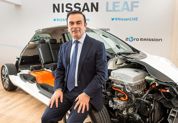 Карлос Гон покинул пост генерального директора Nissan