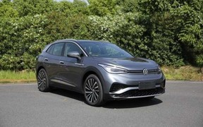 Ходимо парою. Volkswagen розсекретив одразу два електро-кросовери