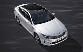 KIA официально представил европейскую Optima