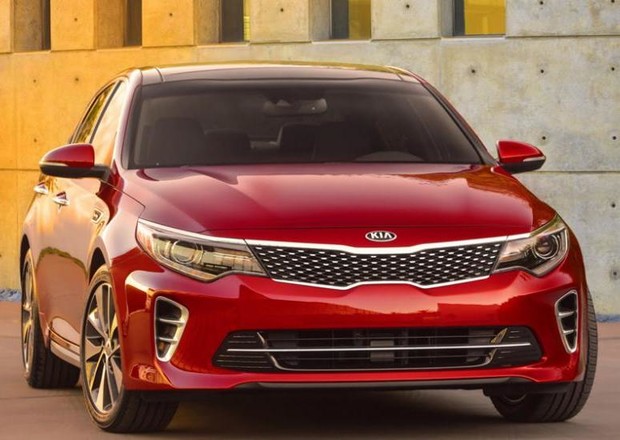 Kia Optima доступен в Украине от 777 000 грн.