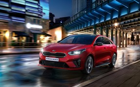 Kia показывает новые Cerato, Ceed GT и ProCeed