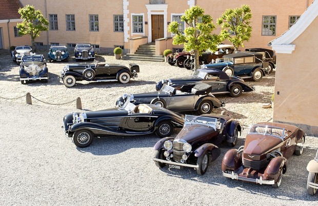 Коллекция уникальных ретроавтомобилей выставлена на аукцион