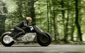 Компания BMW представила мотоцикл будущего