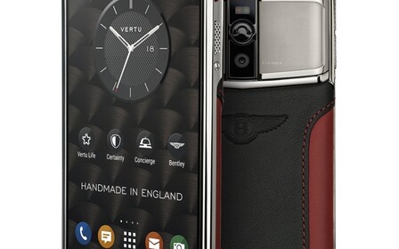 Компания Vertu сделала смартфон для Bentley