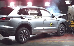 Краш-тесты: неудача Suzuki Jimny и испытания новых Volkswagen Touareg и Audi A6. ВИДЕО