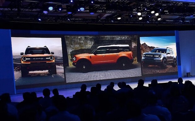 Кросовер Bronco «випадково» показали на зустрічі дилерів Ford